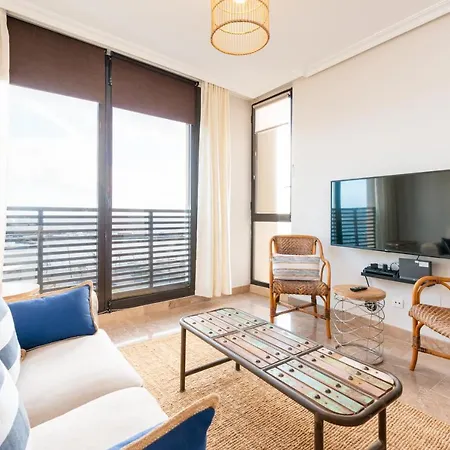 Fee4me: First Line Luxury Apartamento *