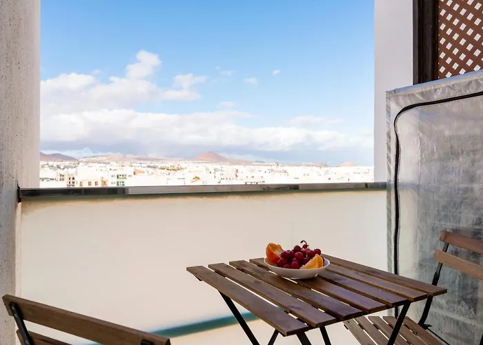 Fee4me: First Line Luxury Apartman Arrecife